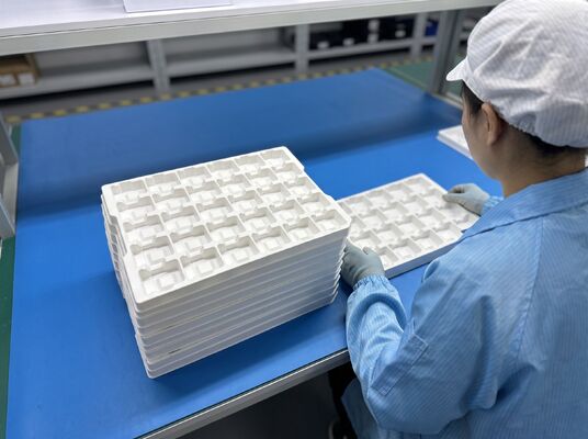 PS Tray 0.6mm Thickness Plastic Blister Tray 376x280x45mm Customizable for Electronic Components
