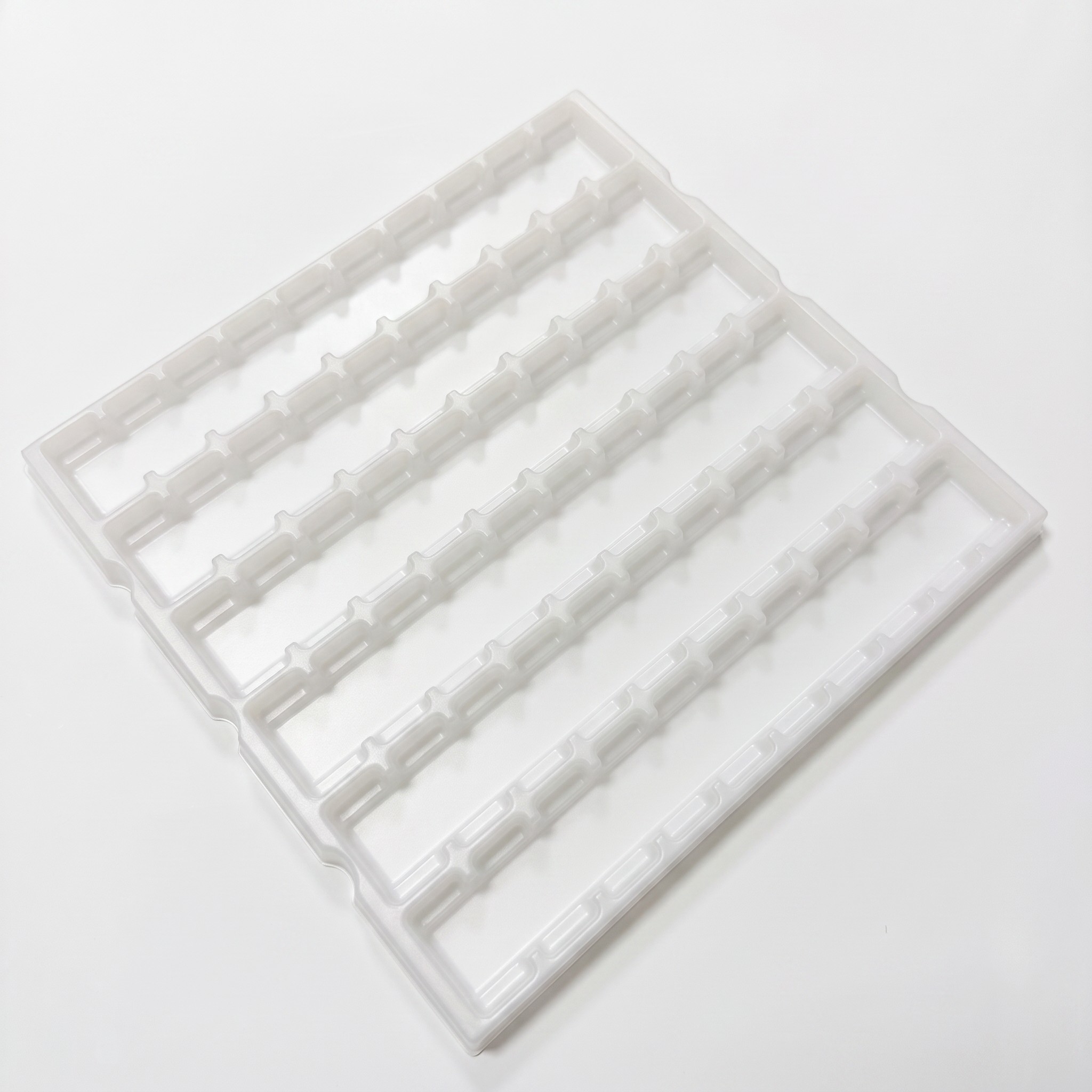 Natural PP Anti Static Blister Tray ESD Plastic Turnover Tray for Electronic Components Parts Packaging
