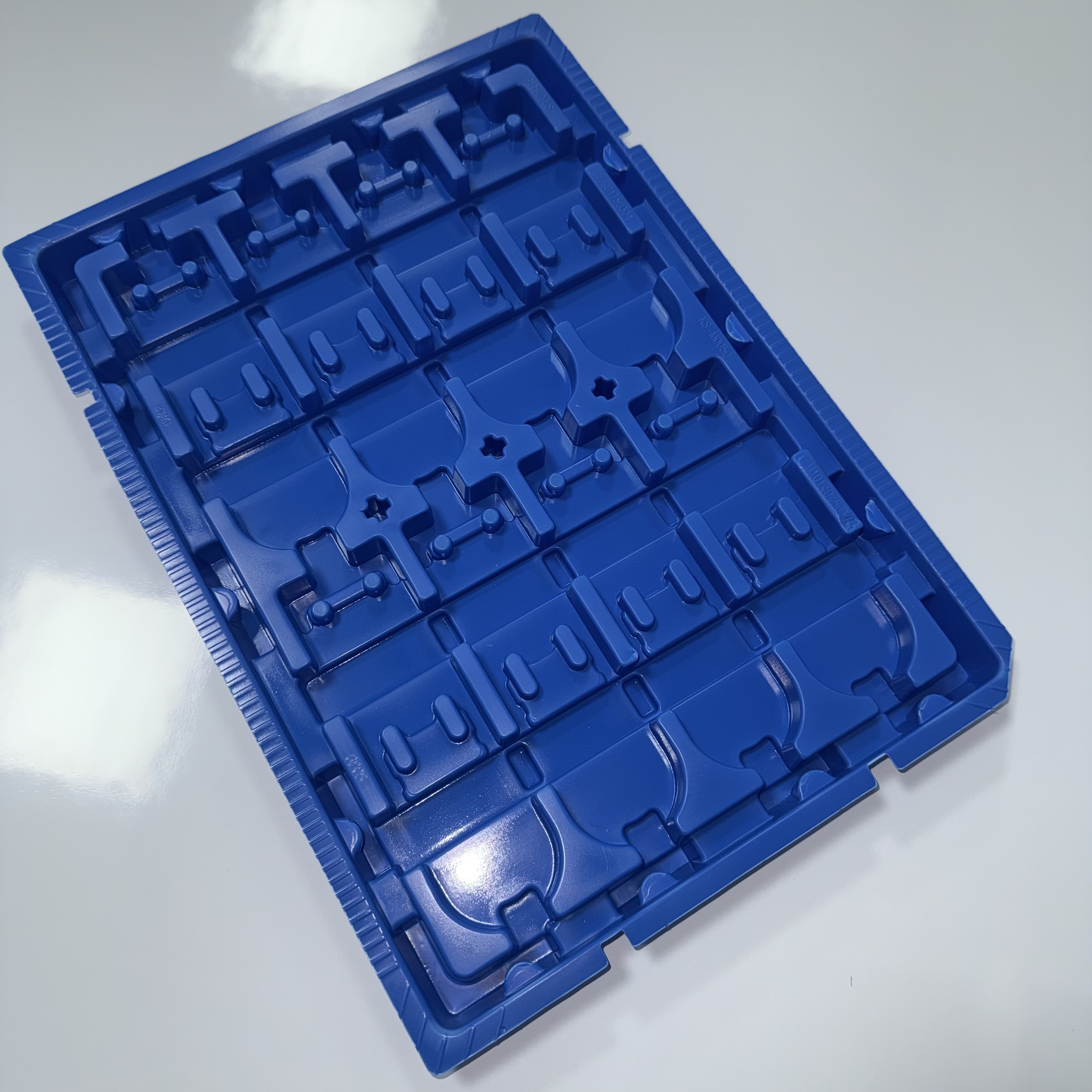 1.5mm Thickness Anti-static ABS Storage Tray Blue ESD Safe for Electronics PCB Assembly Custom Made Environmental Protection